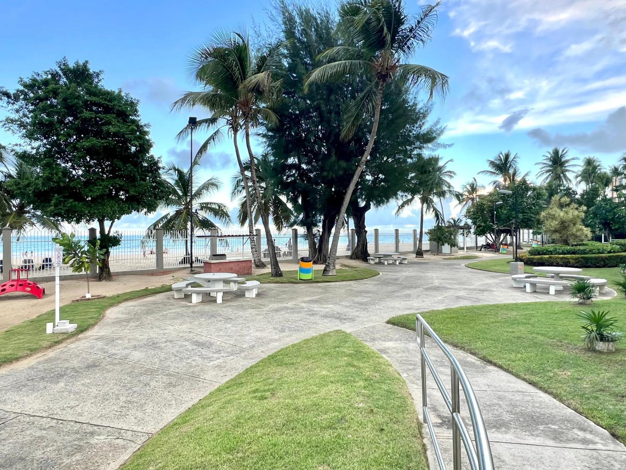 Ocean View Apt On Isla Verde In A 14Th Floor San Juan Exterior foto